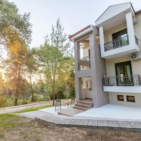 Апартаменты Natura Вурвуру