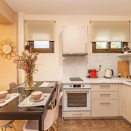 Natura Апартаменты *